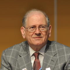 Robert E. Kahn